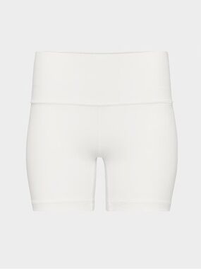 Aritizia biker shorts